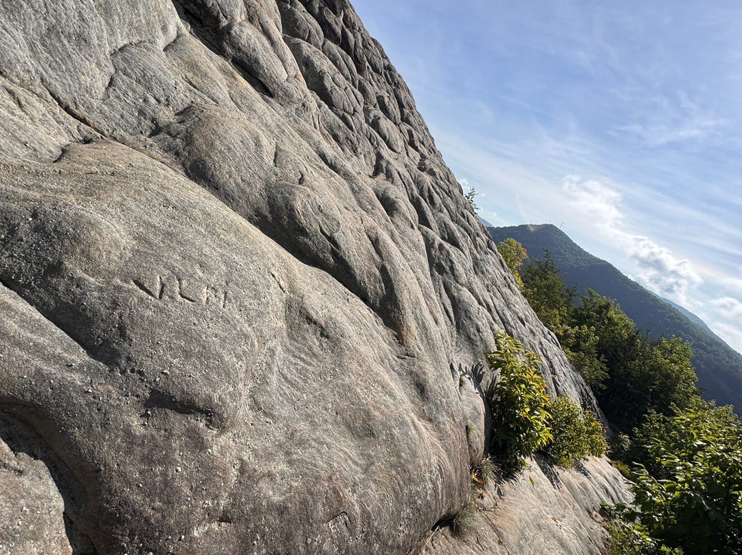 Chained Rock-Pineville必去景点