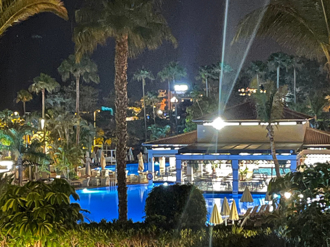 H10哥斯达黎加阿德赫宫酒店主图