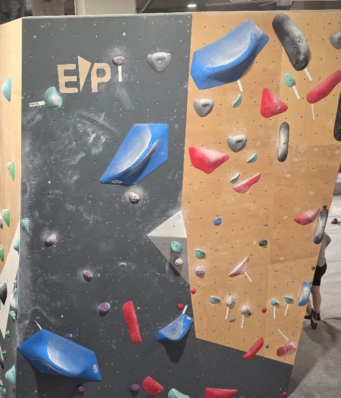 Crashpad Climbing Centre-Qormi必去景点