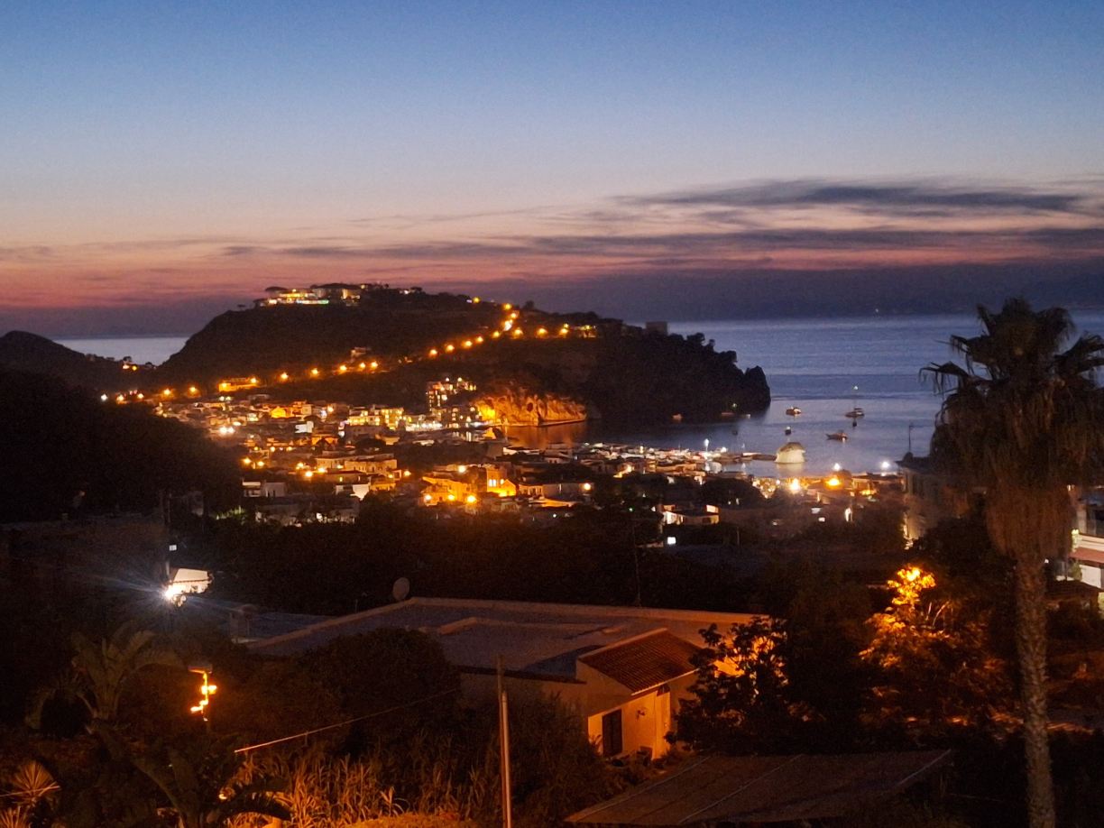 Hotel Pensione Monti-旅行者
