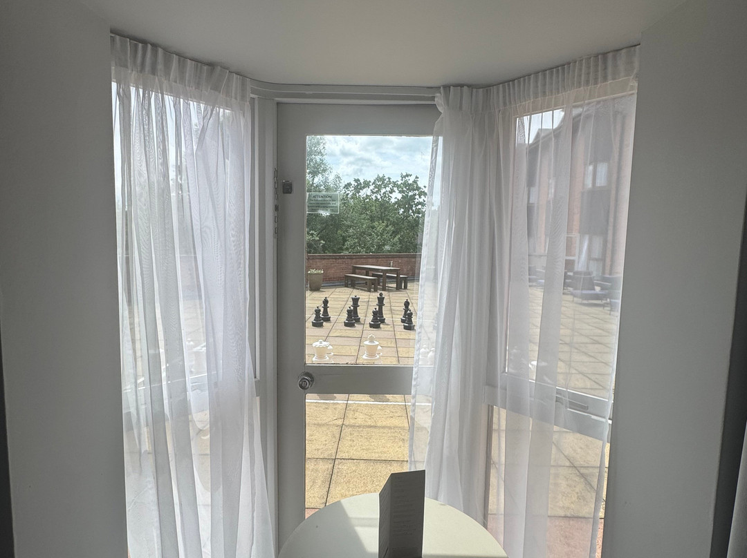 Crowne Plaza 索利赫尔主图