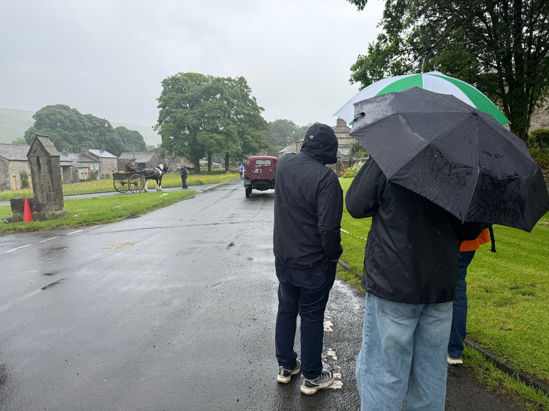 Real Yorkshire Tours-Burley in Wharfedale必去景点