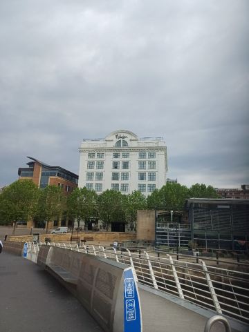 马尔马逊纽卡斯尔酒店-旅行者