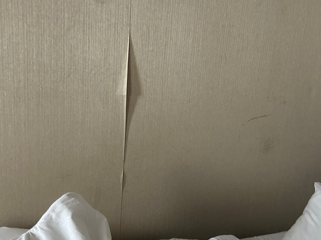 The Rose and Crown Hotel – Tonbridge主图