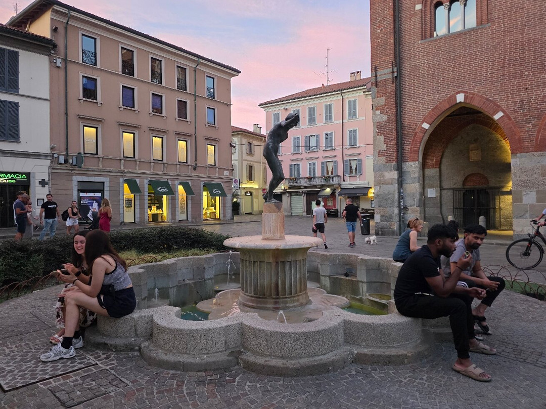 Fontana delle Rane-蒙扎必去景点
