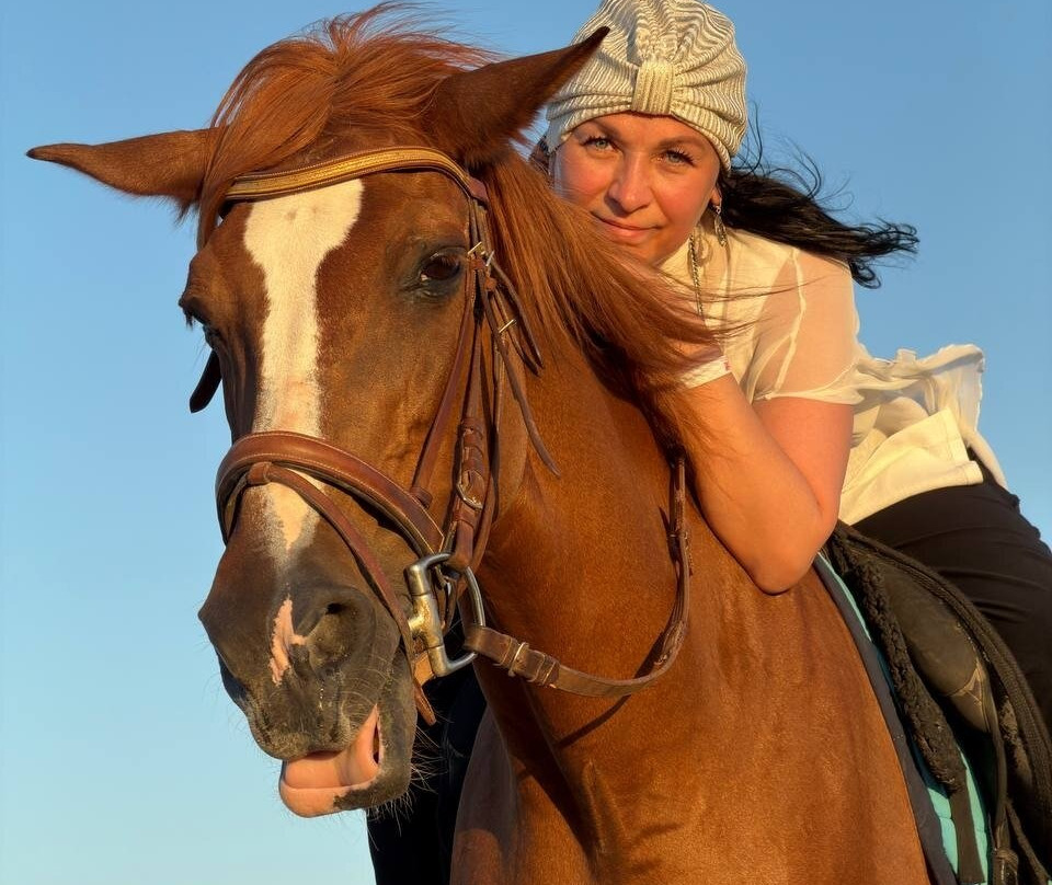 Horse Trips Iryna-赫尔格达必去景点