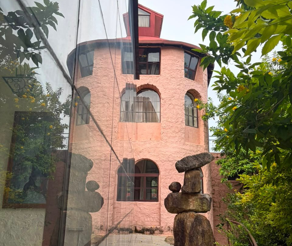 雅靠芒果山酒店主图