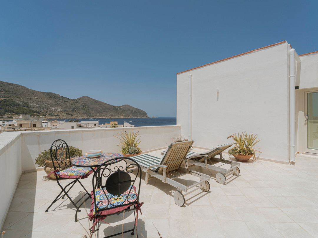 埃加迪餐厅旅馆主图