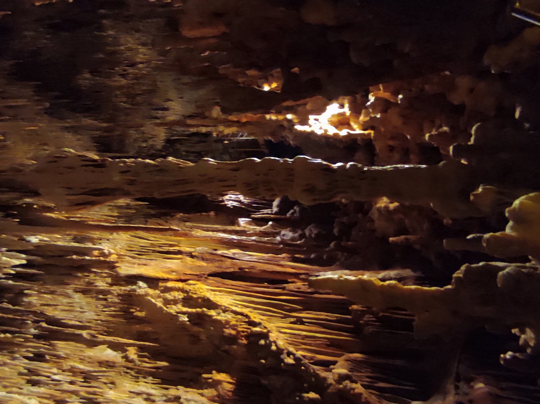 Kastania Cave-Kastania必去景点