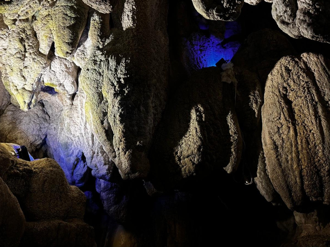 Grotte di Rescia-Claino con Osteno必去景点