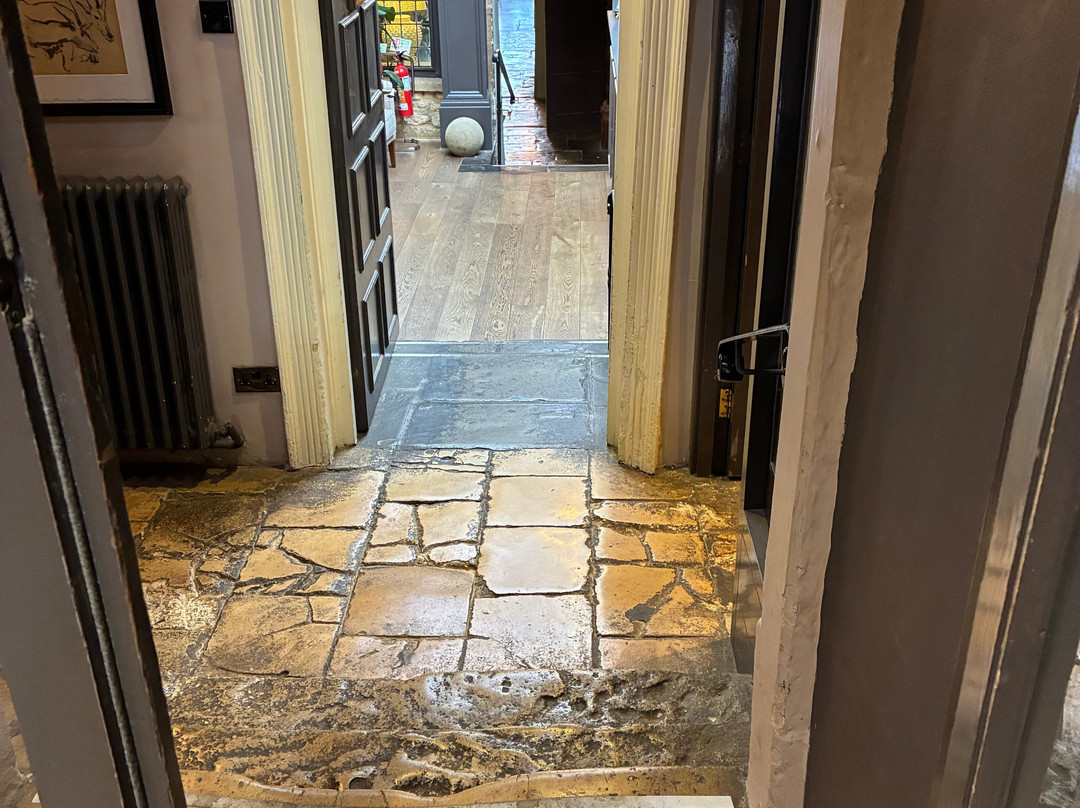 湾树酒店主图