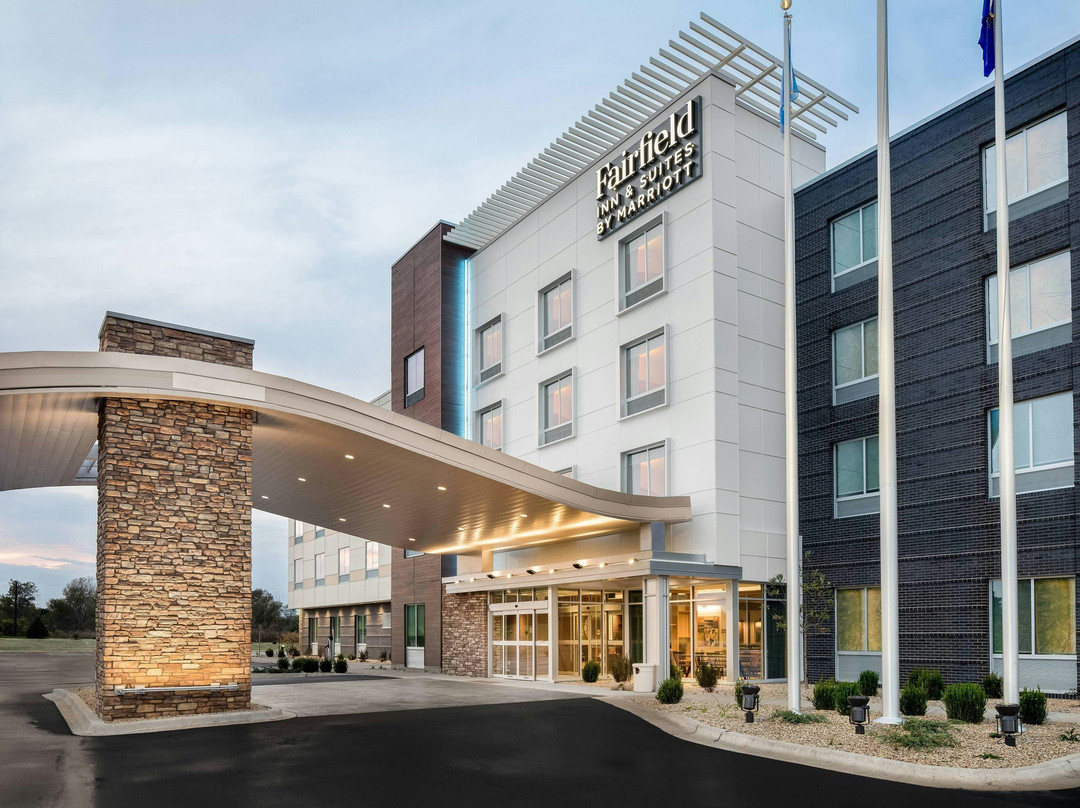 Russell酒店住宿-Fairfield by Marriott Inn & Suites Kenosha Pleasant Prairie