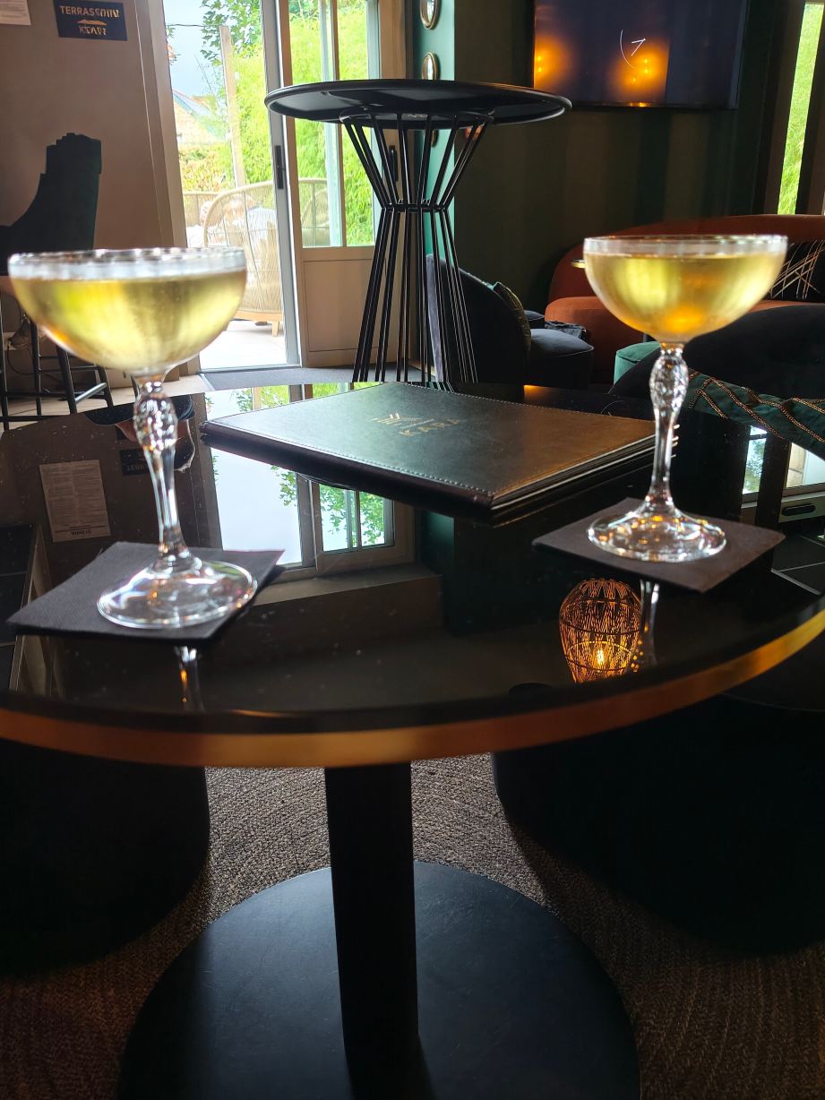 圣昂多赖卡拉英式酒店-旅行者