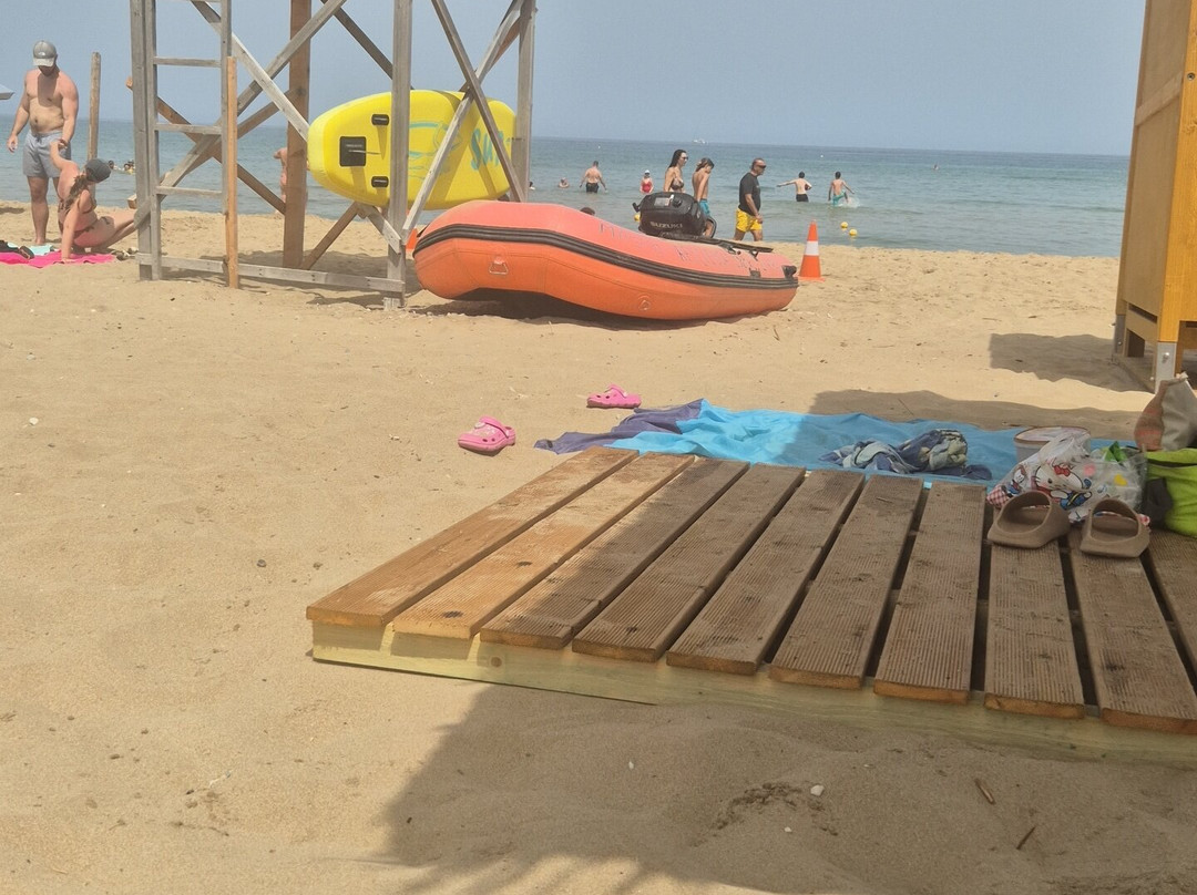 Banana Beach-瓦西里科斯必去景点