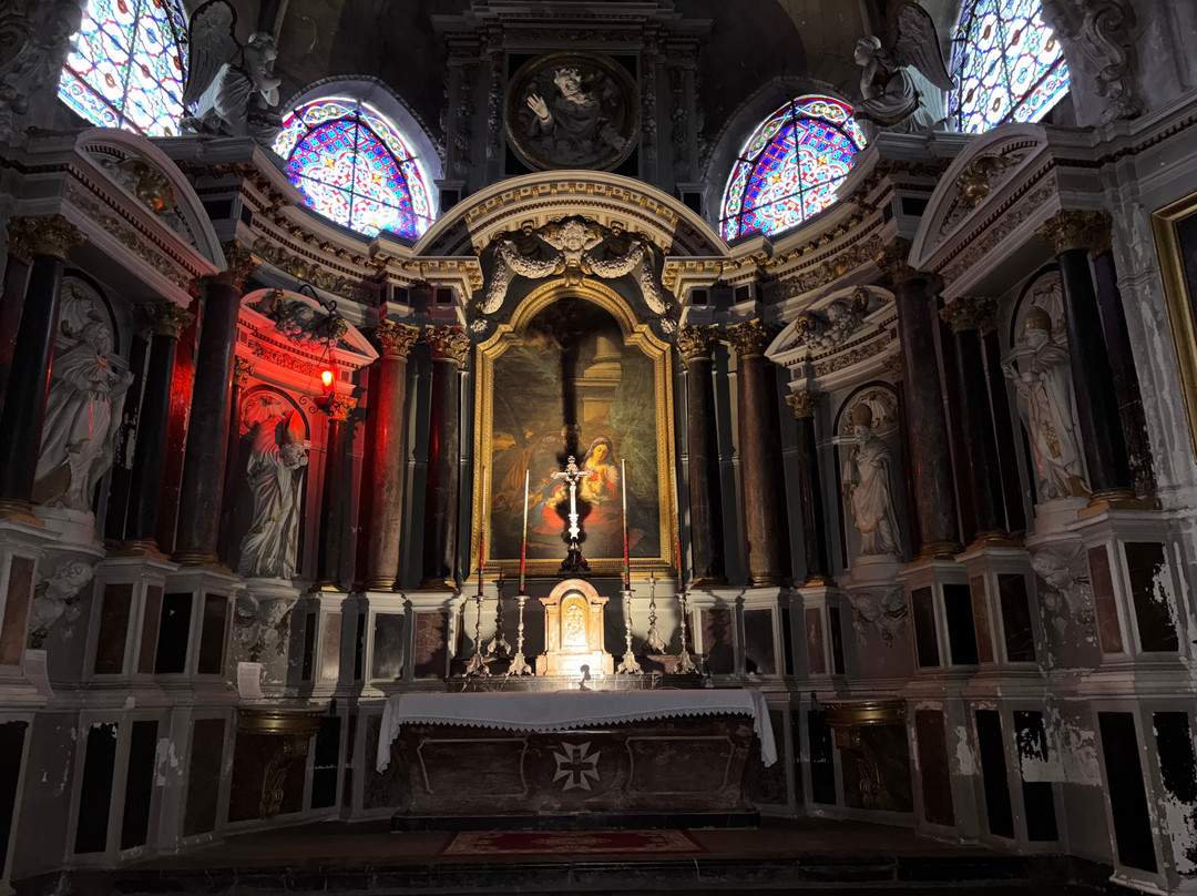 Église Saint-Denis-昂布瓦斯必去景点