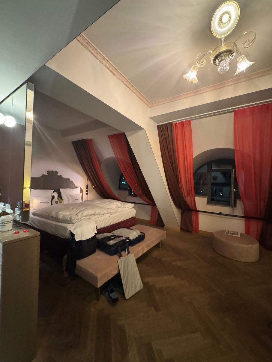 皇家巴伐利亚慕尼黑 25 小时酒店-旅行者