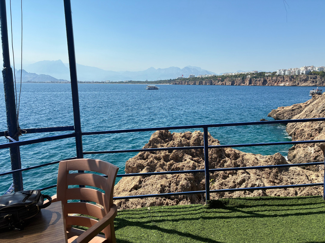 Adalar beach club