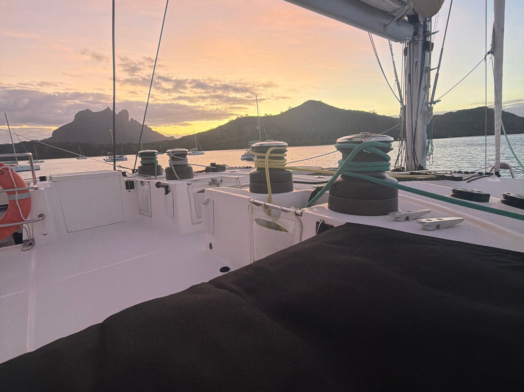 Dream Yacht Charter-Uturoa必去景点