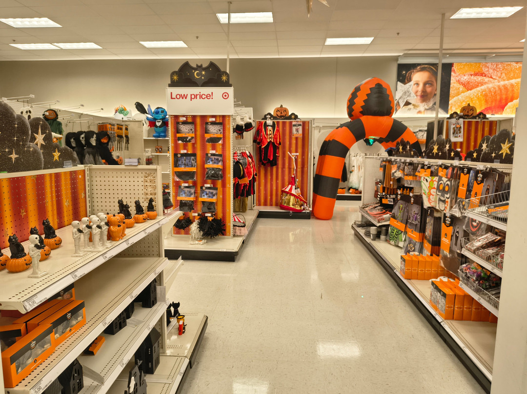 Target Store North-Huntingdon-North Huntingdon必去景点