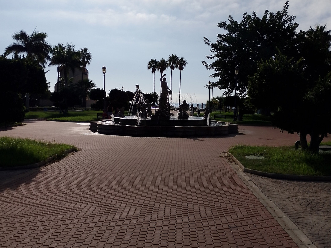 Parque La Bateria (Battery Park)-托雷莫里诺斯必去景点