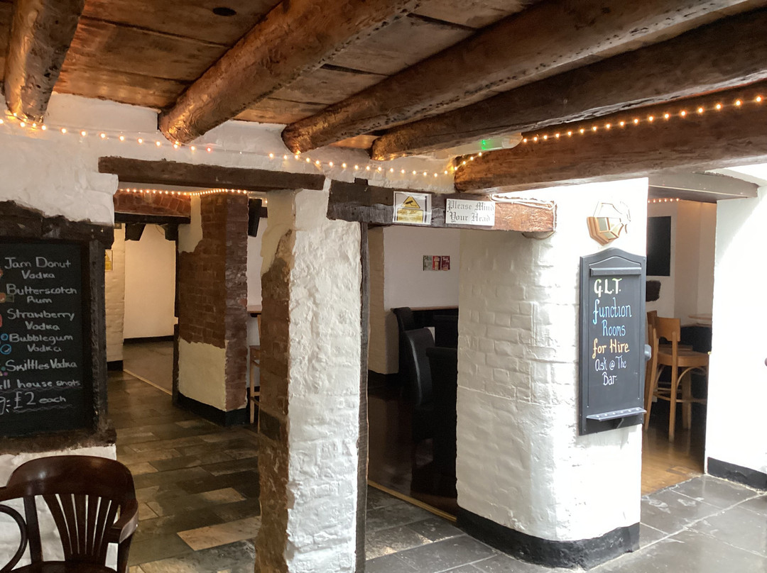 The Golden Lion Tap-巴恩斯特珀尔必去景点