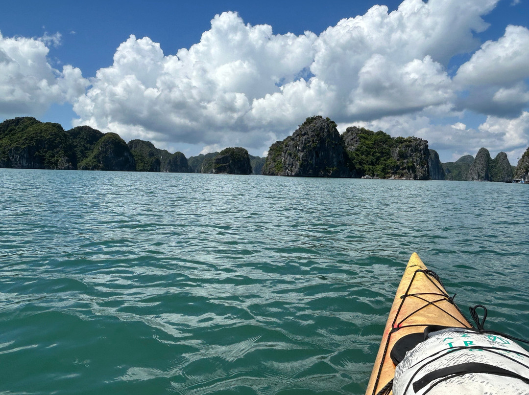 Cat Ba Kayak Adventures-下龙湾必去景点