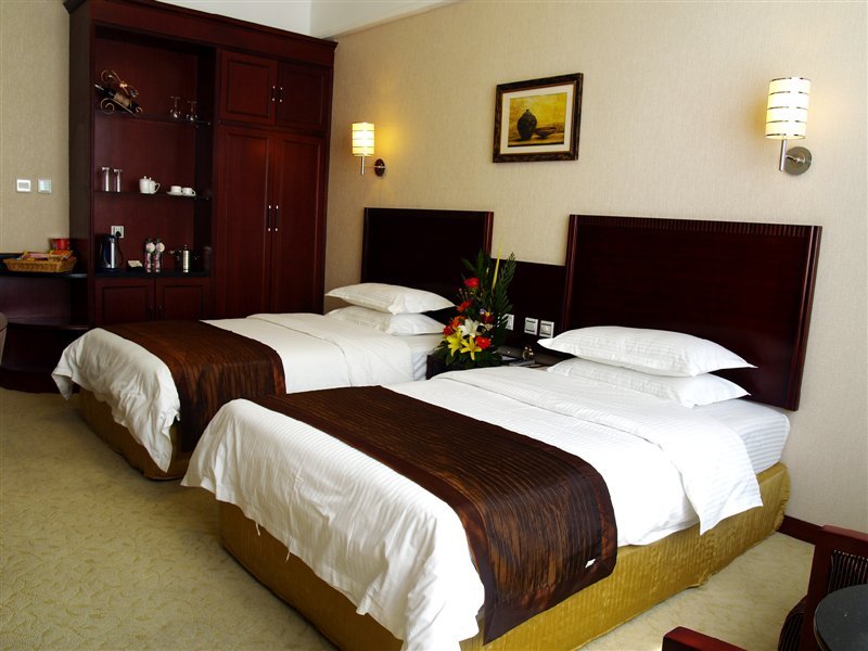 瑞贝卡大酒店（郑州二七广场店）-客卧