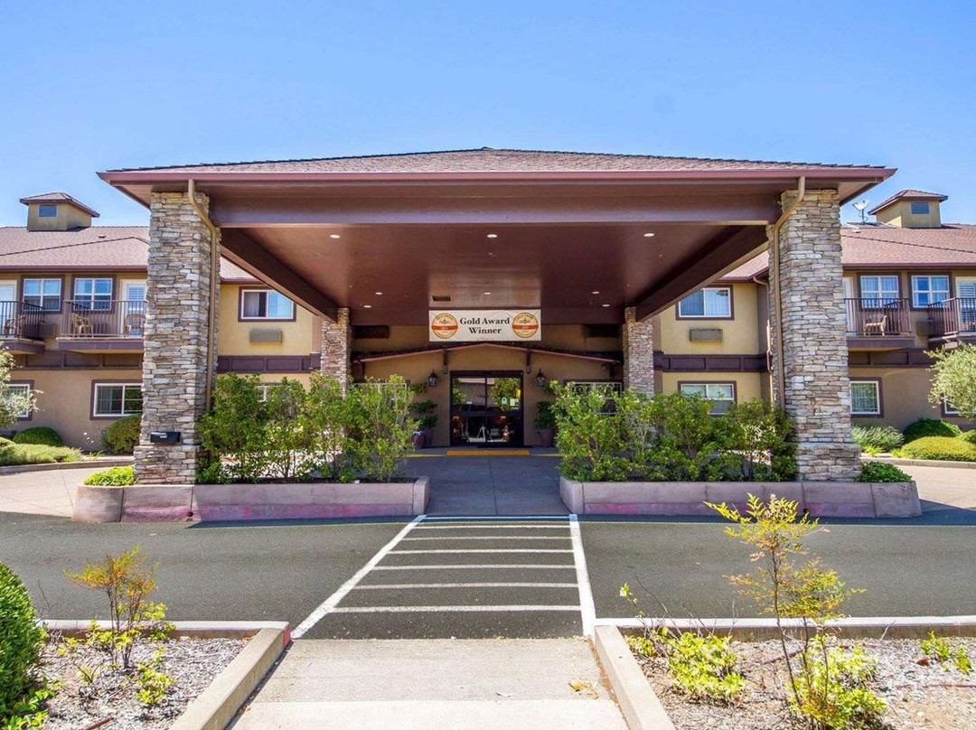 Comfort Inn & Suites Ukiah Mendicino County主图