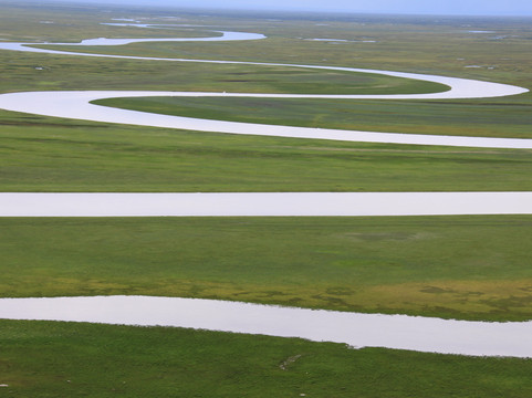 那拉提雪源避暑山庄 