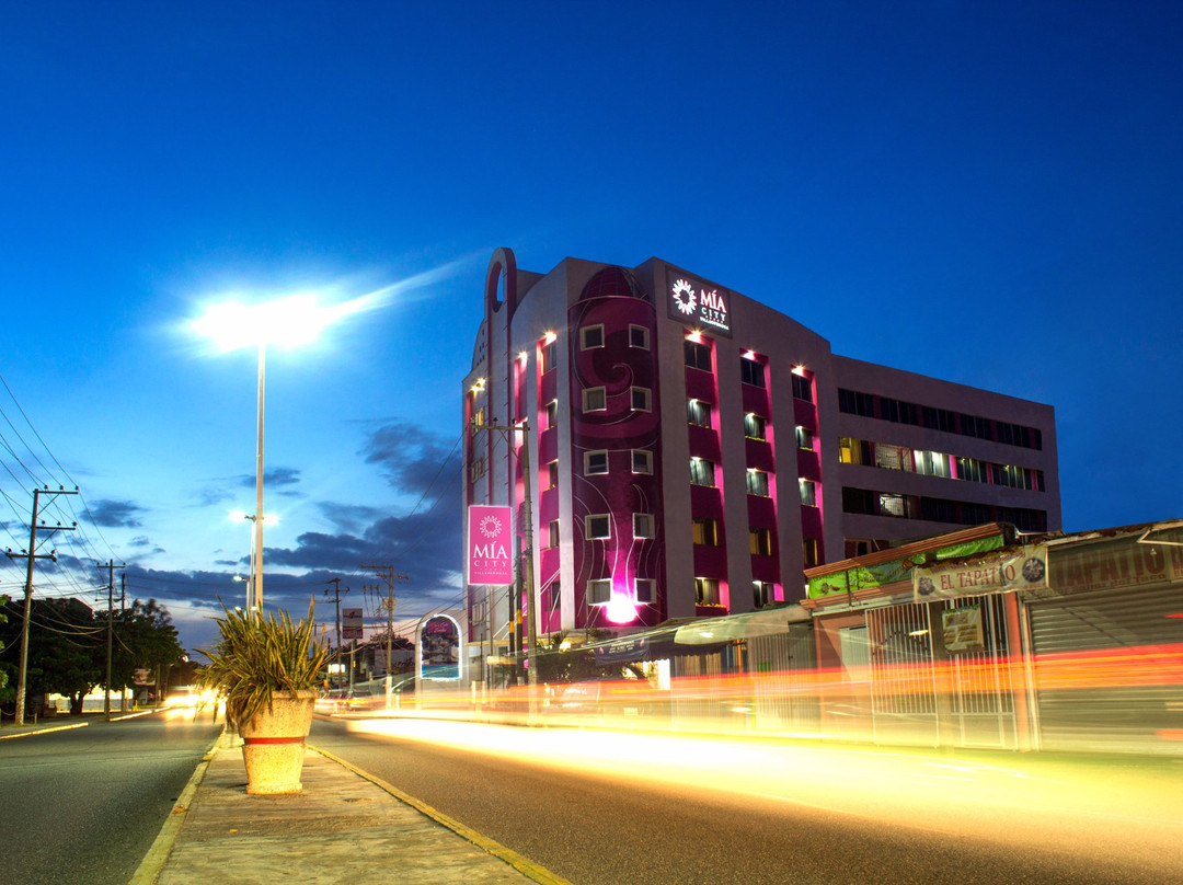 Tapijulapa酒店住宿-Mia City Villahermosa