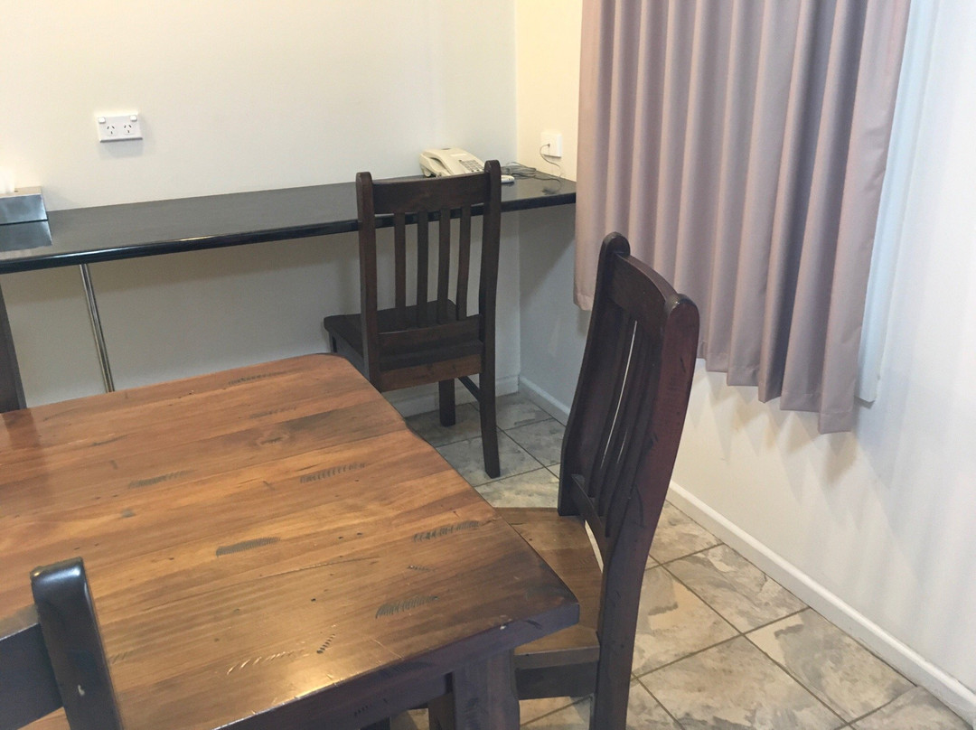 Acacia Golden Way Motel