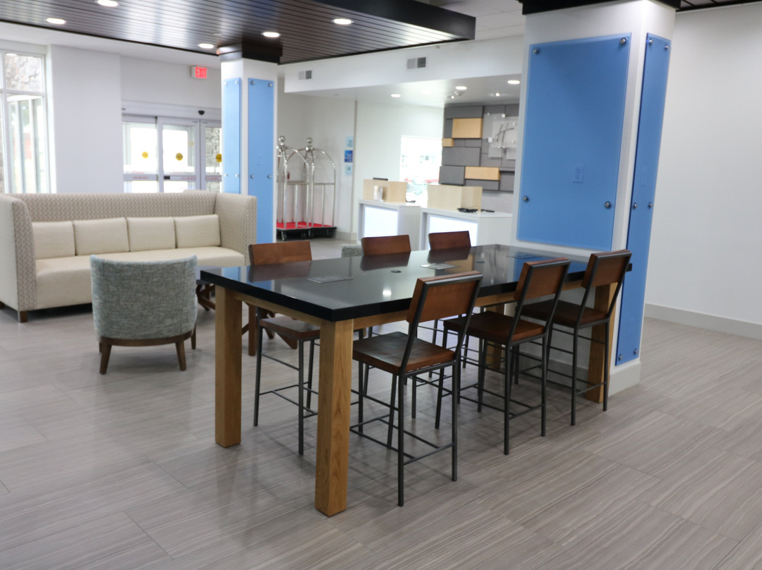 Holiday Inn Express & Suites Coffeyville By IHG主图