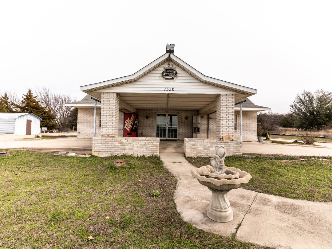 OYO Hotel Decatur TX Hwy 287 Northwest