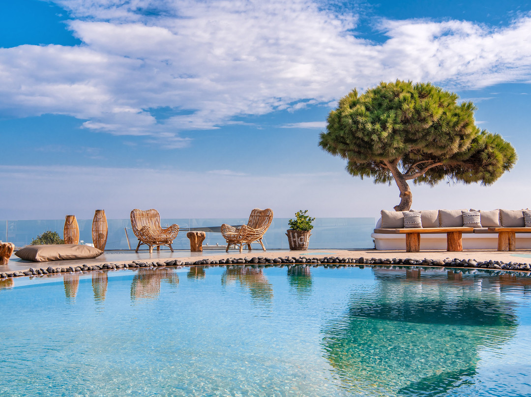 San Marino Suites by Calm Collection