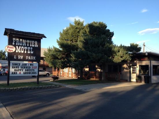Frontier Motel & RV Park-客卧