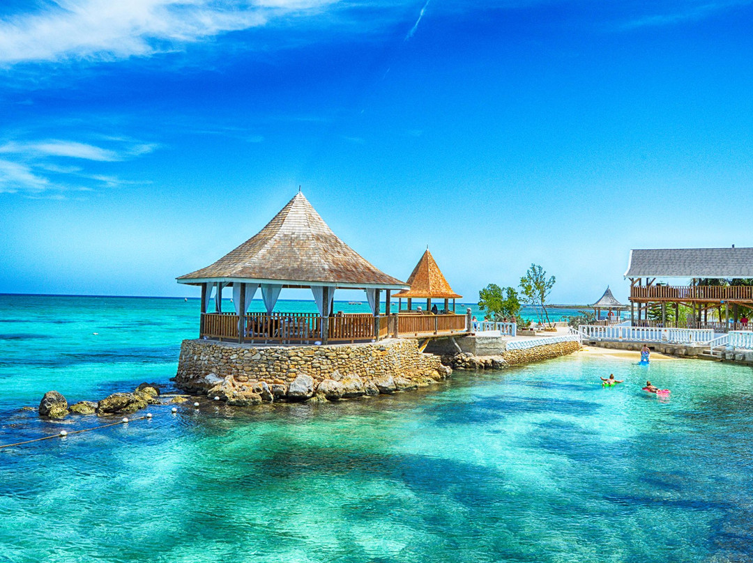 SeaGarden Beach Resort