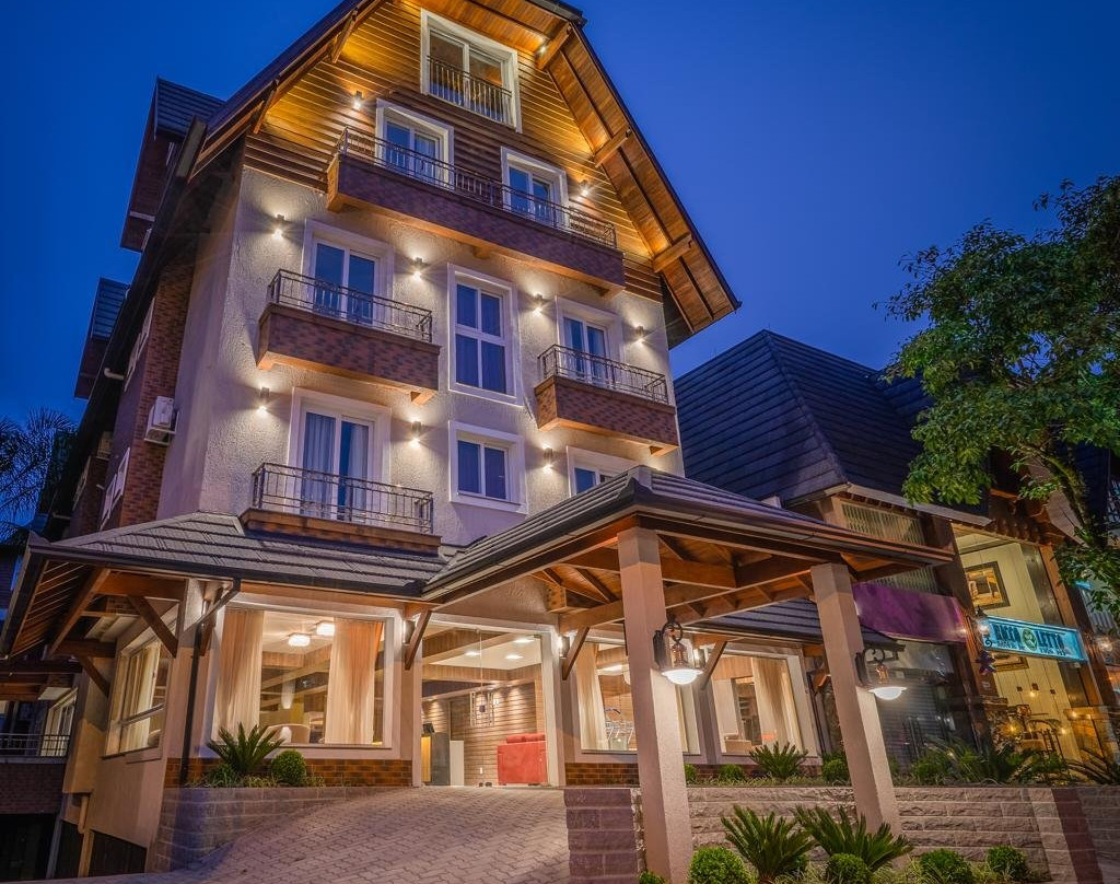 格拉玛多酒店住宿-Hotel Fioreze Centro