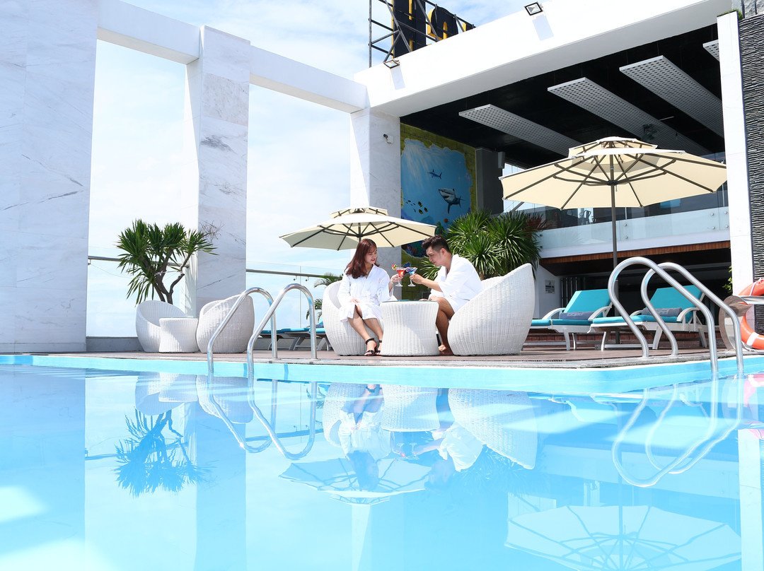 Le Hoang Beach Hotel