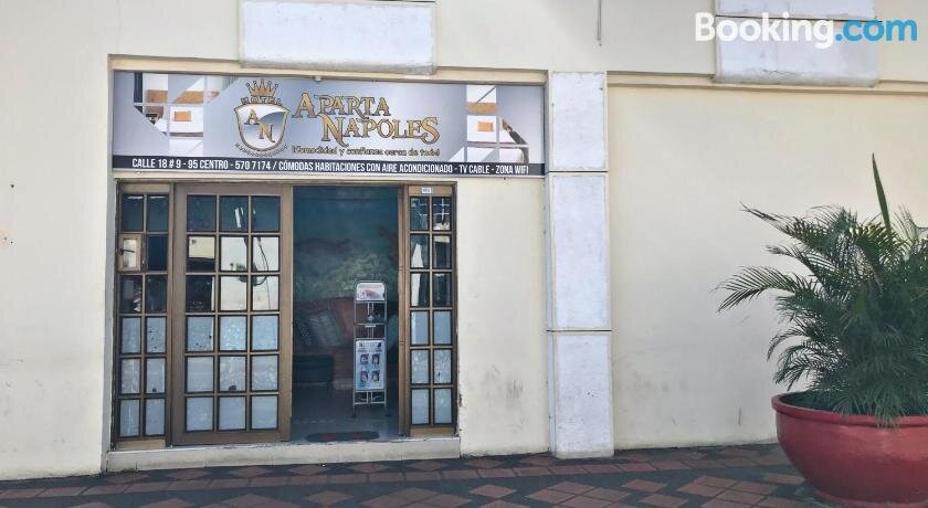 Hotel Aparta Napoles