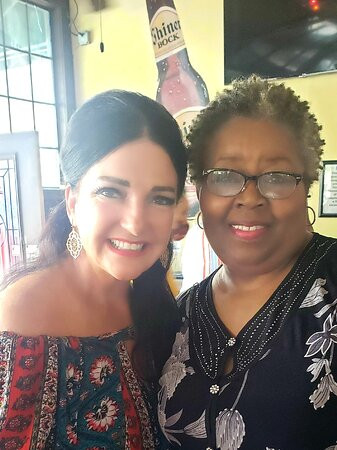 Sweetwater Grill & Tavern-登顿必去景点