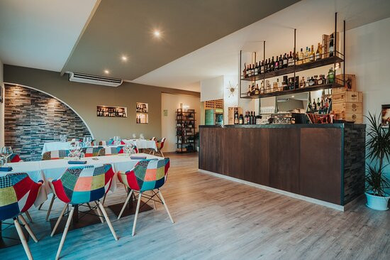 Inaqua Restaurant