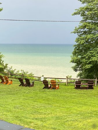 Lakeview on the Lake主图