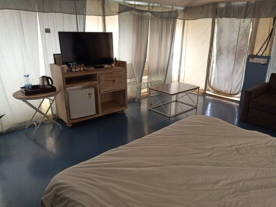 The Fern Seaside Luxurious Tent Resort Daman主图