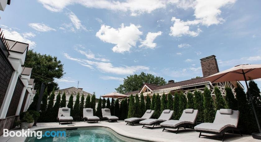 Green Park Hotel