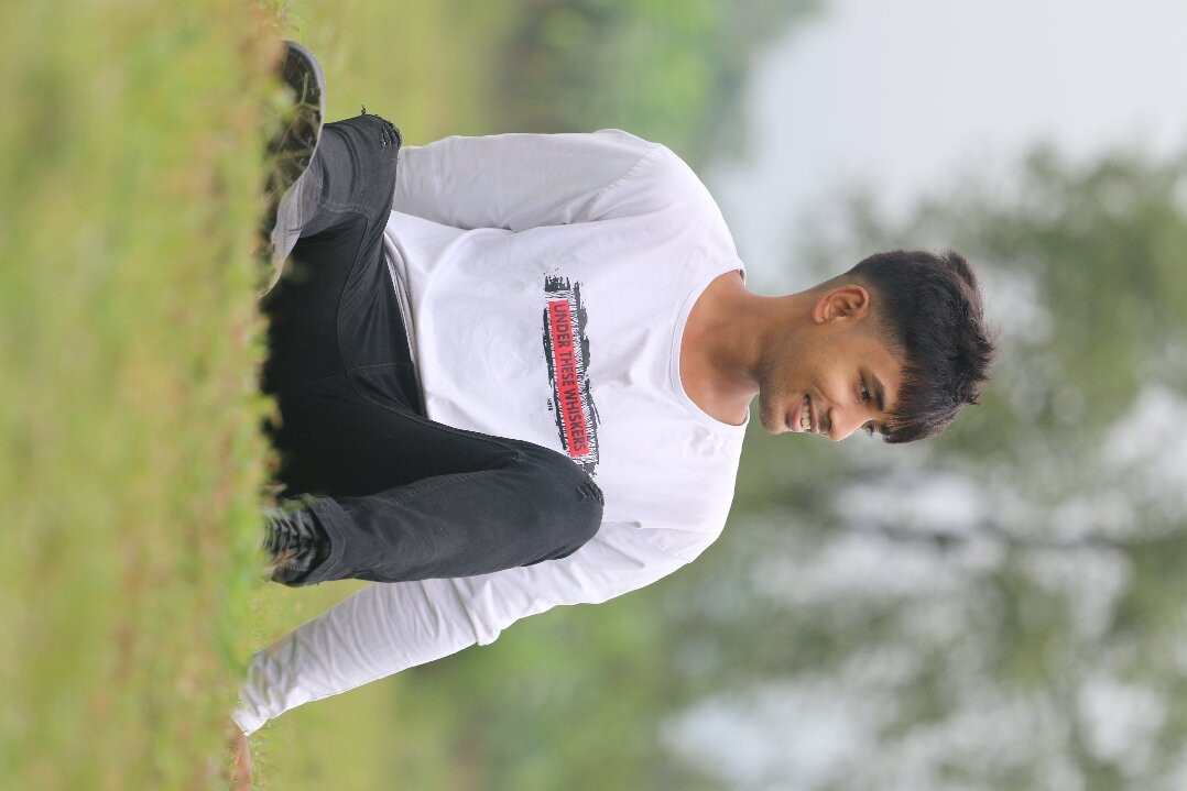 OYO 750 Royal Cottage