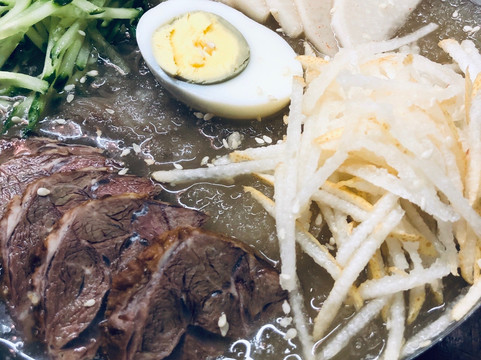 米屋石锅拌饭主图