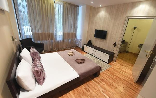 L9 Top Central Rooms and Apartments 2主图