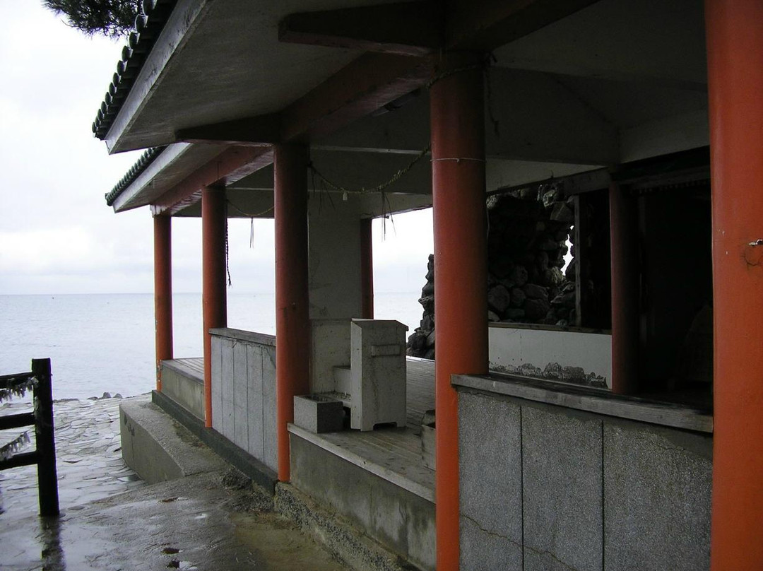 Awashima Shrine景点图片