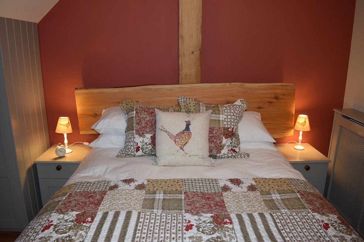The Plough Inn-官方
