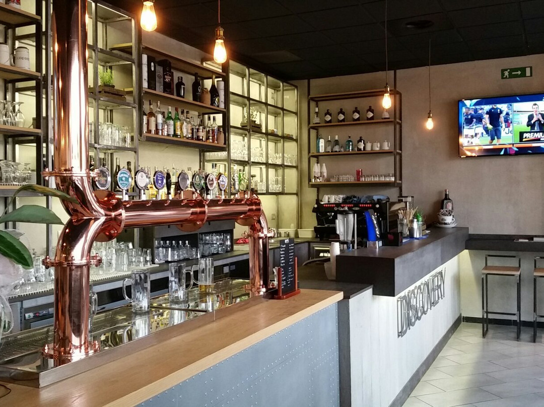 Discovery Pub